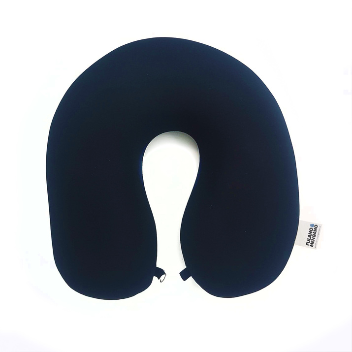 CUELLO MICROFIBRA -  LISO NEGRO CON BROCHE
